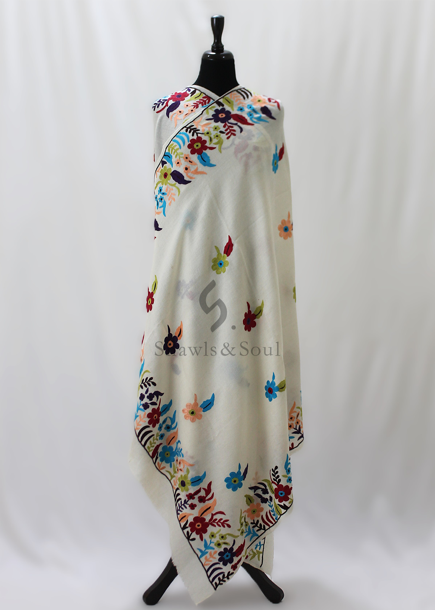 Aakash Shawl A