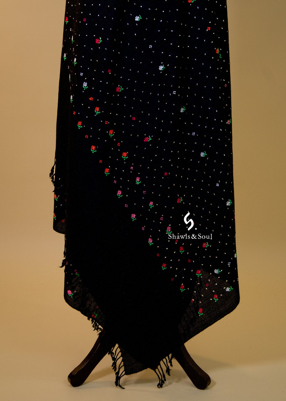Zarnoor Black