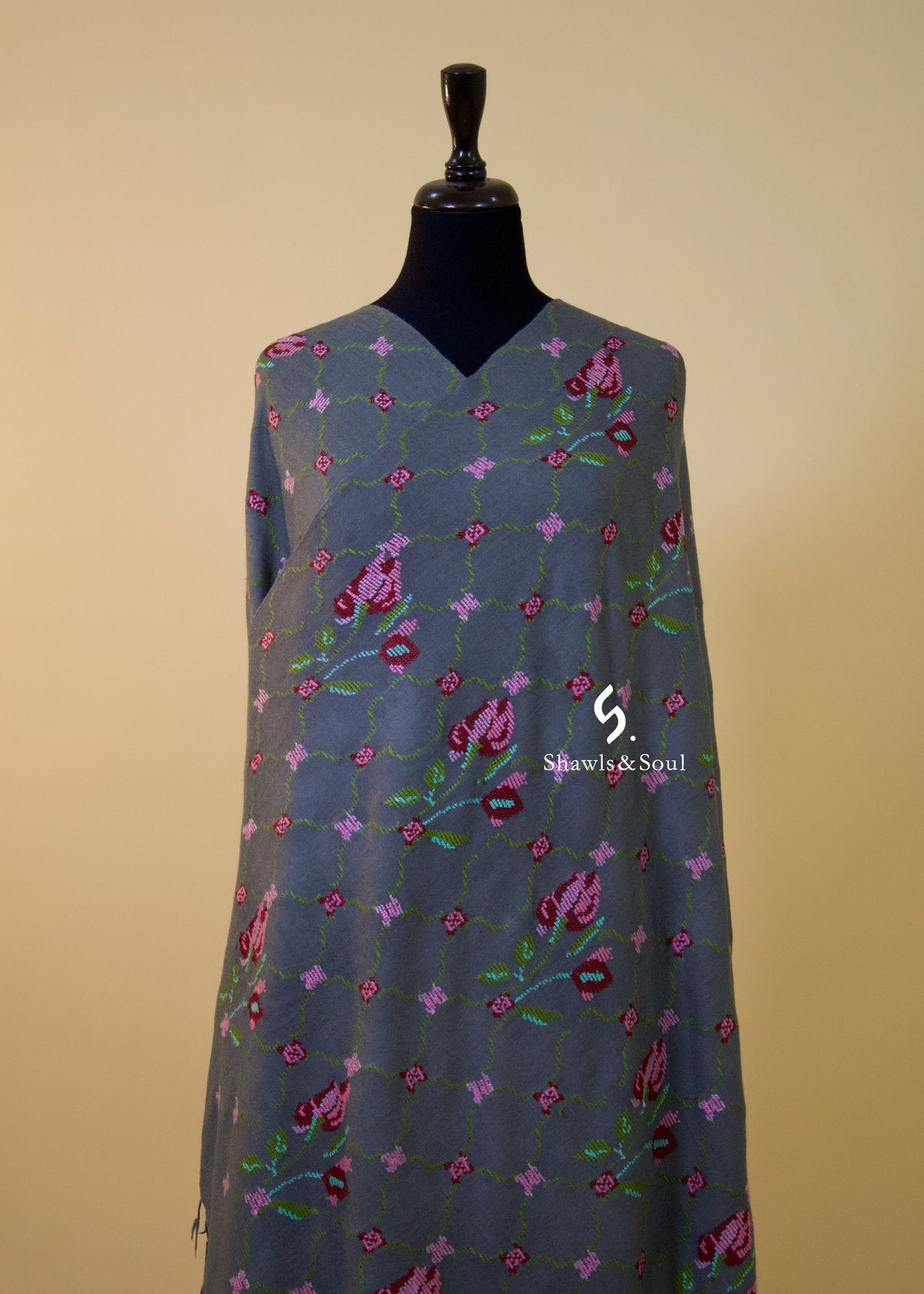 Gul Jaal Grey