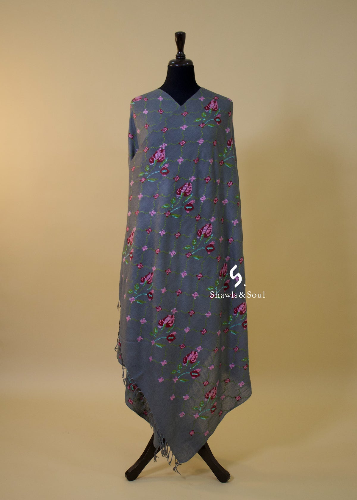 Gul Jaal Grey