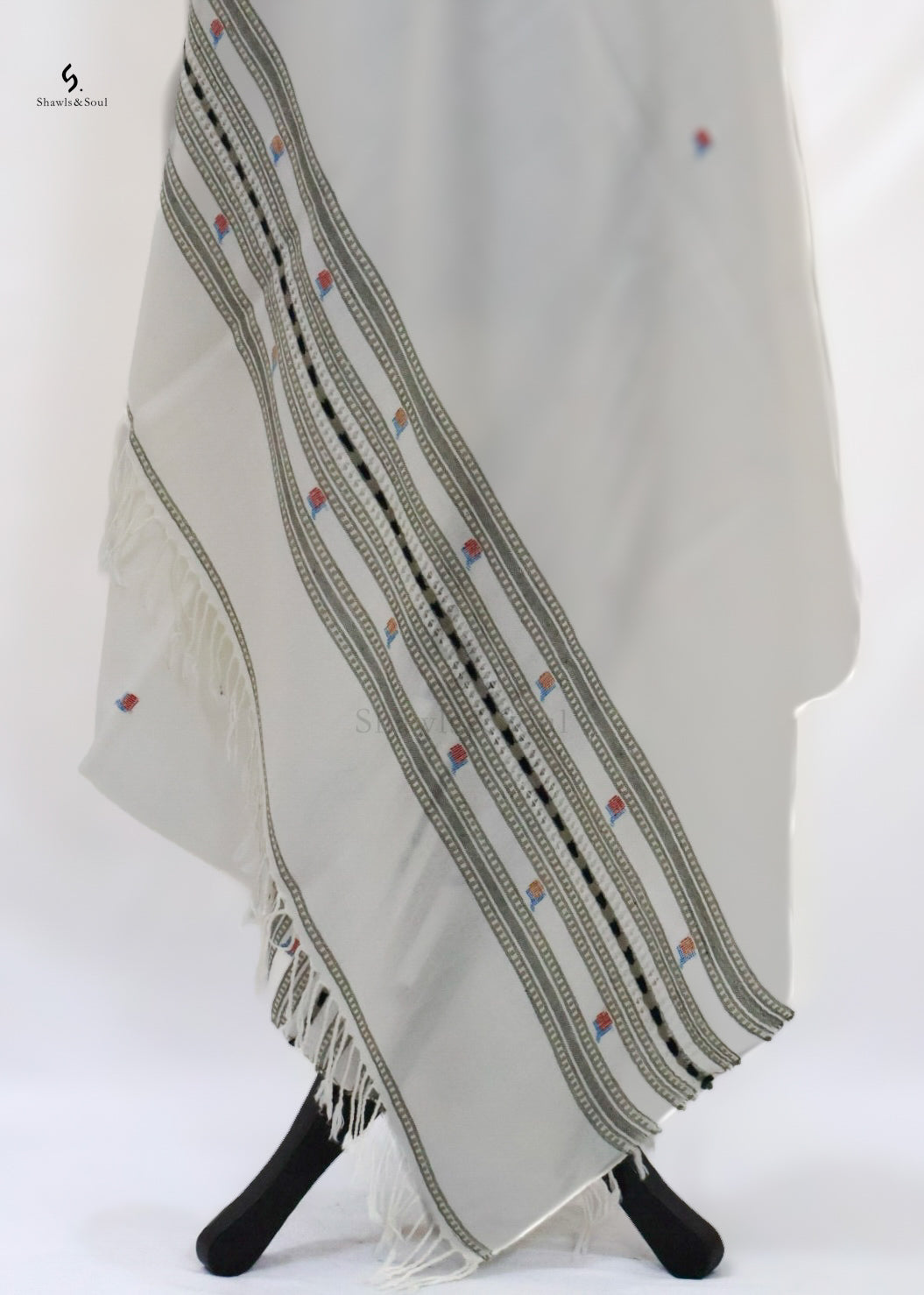 Woven Grace C