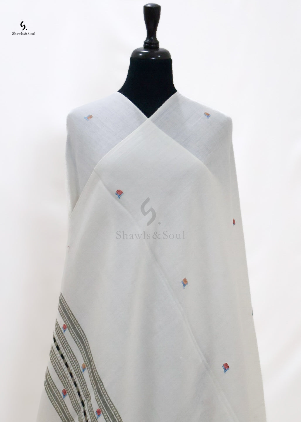 Woven Grace C