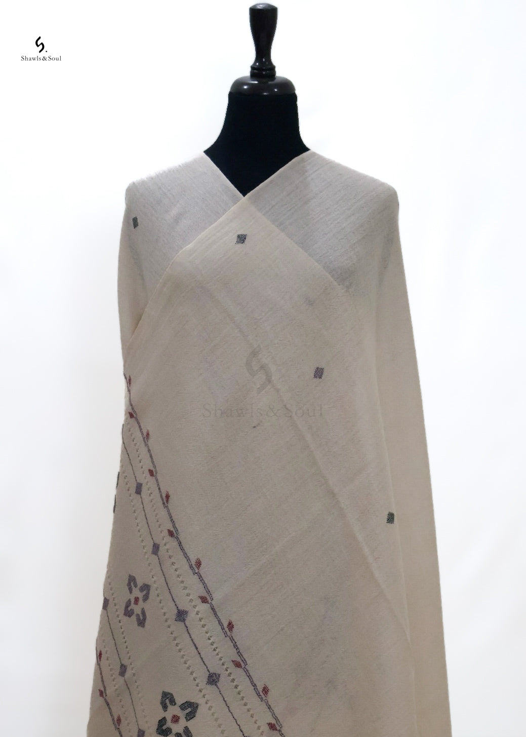 Woven Gleam E