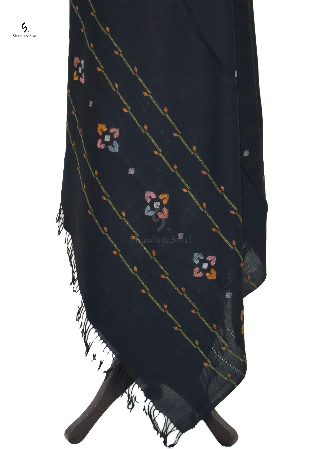 Woven Gleam Black