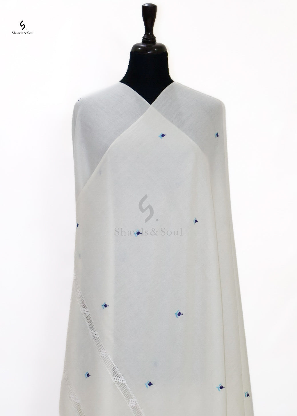 Aveen Shawl