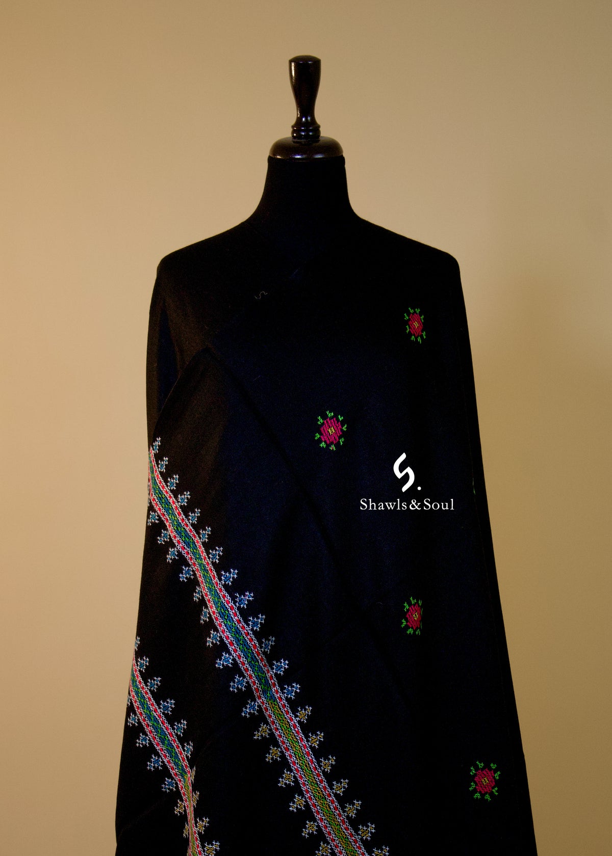 Vira Black B