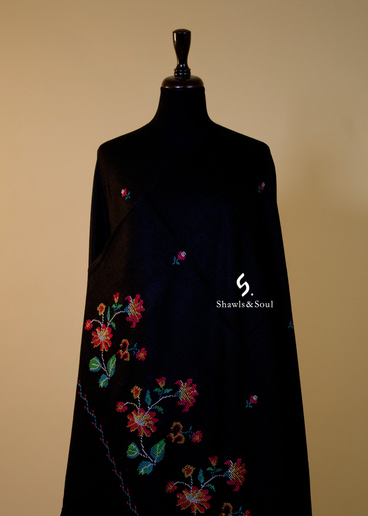 Amber Black B