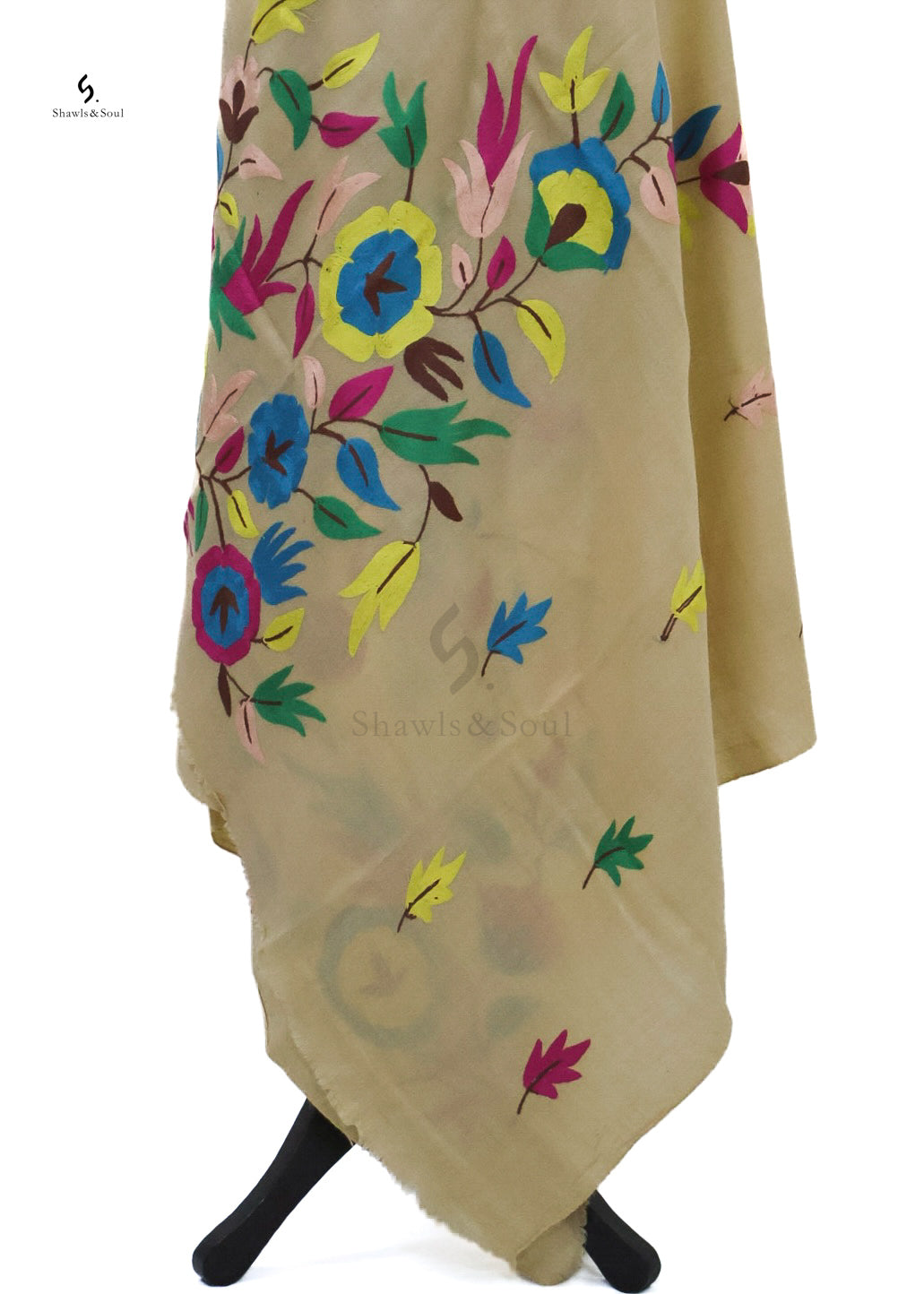 Aari Floral A