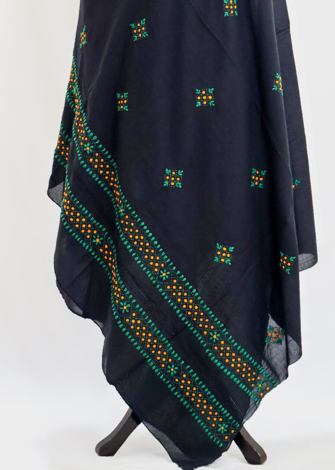 Aangan Threads B