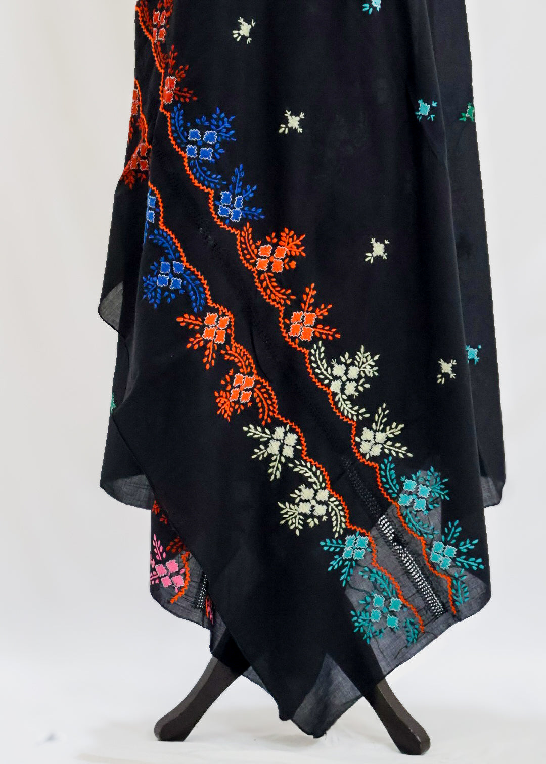 Ember Bloom D