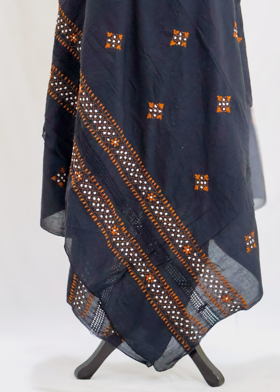 Aangan Threads C