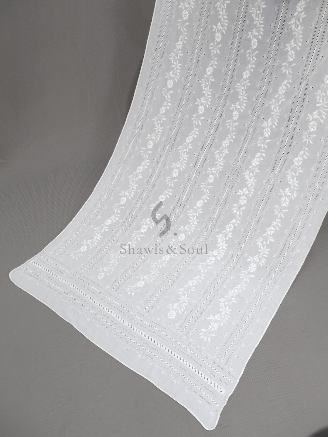 Zarina Drape E