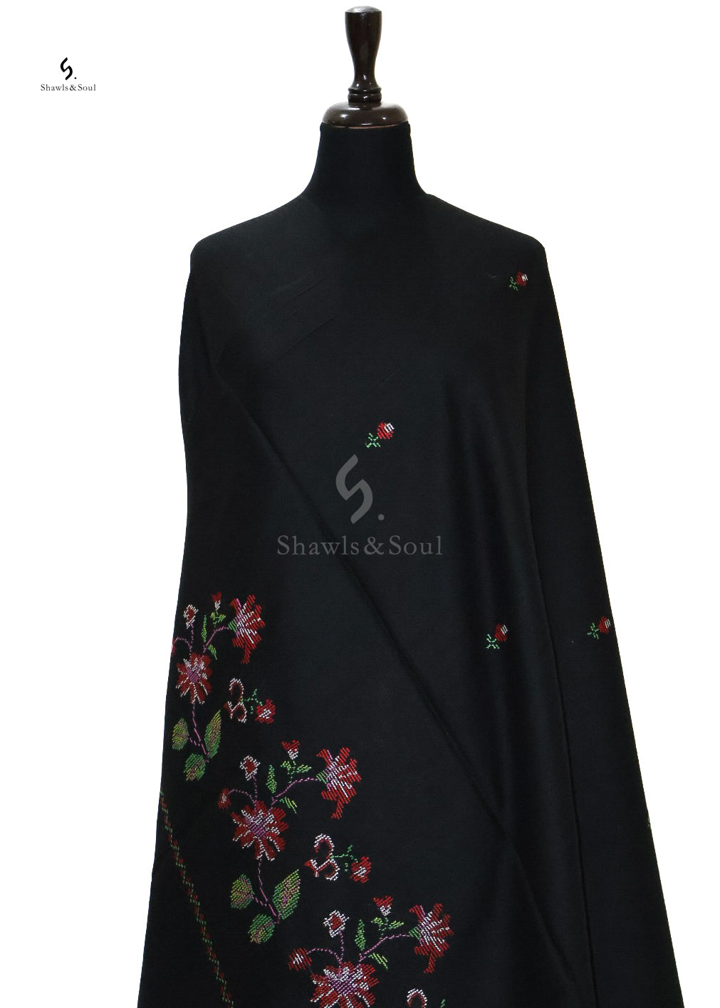 Amber Black D