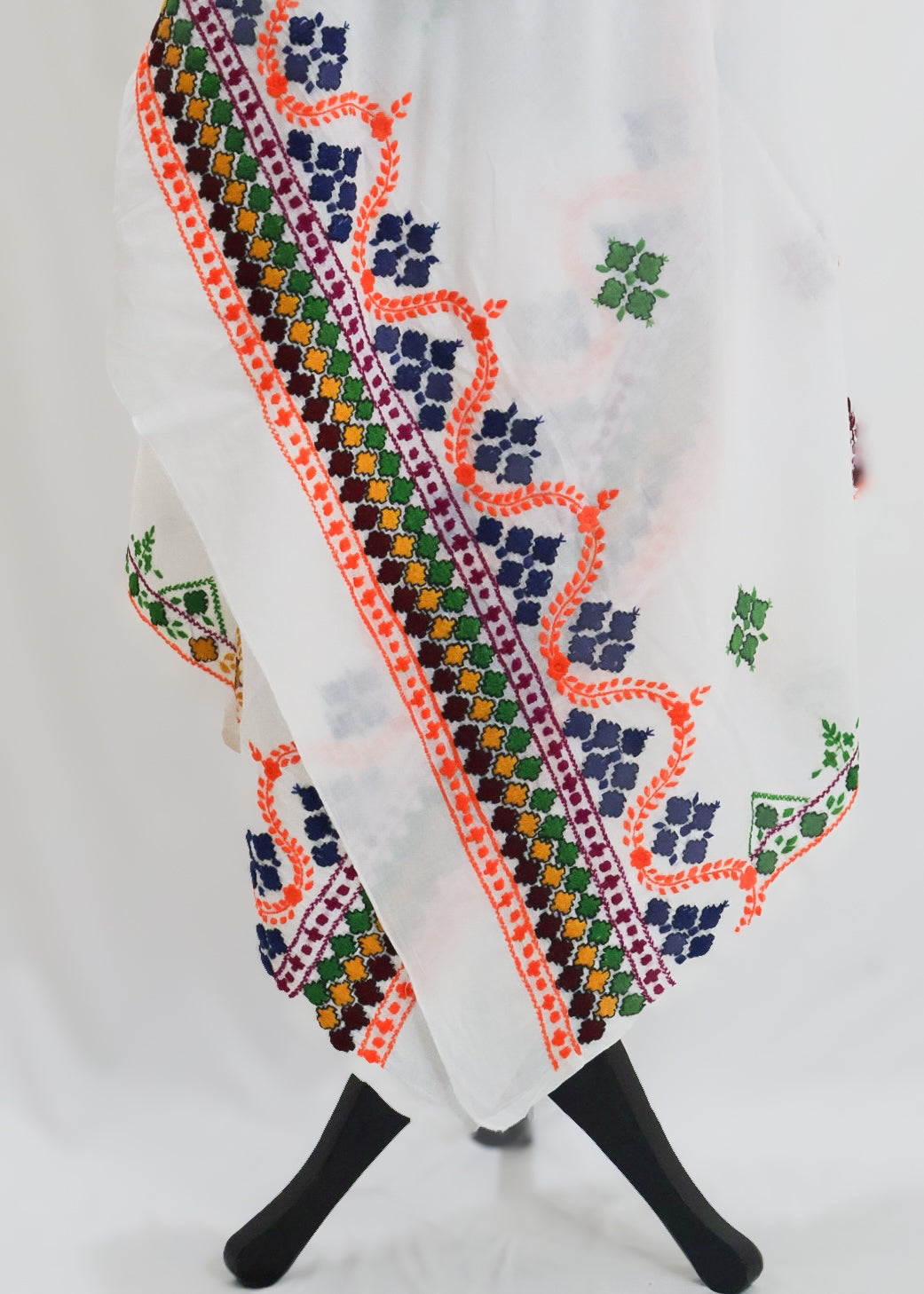 Ember White G