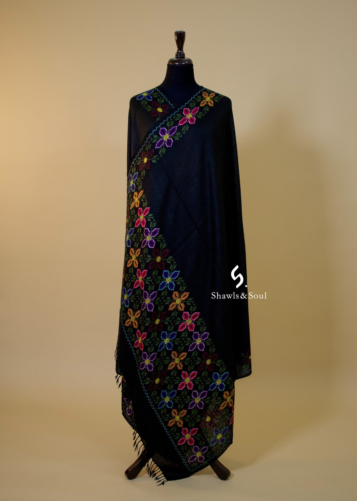 Gul-e-Bahar Black