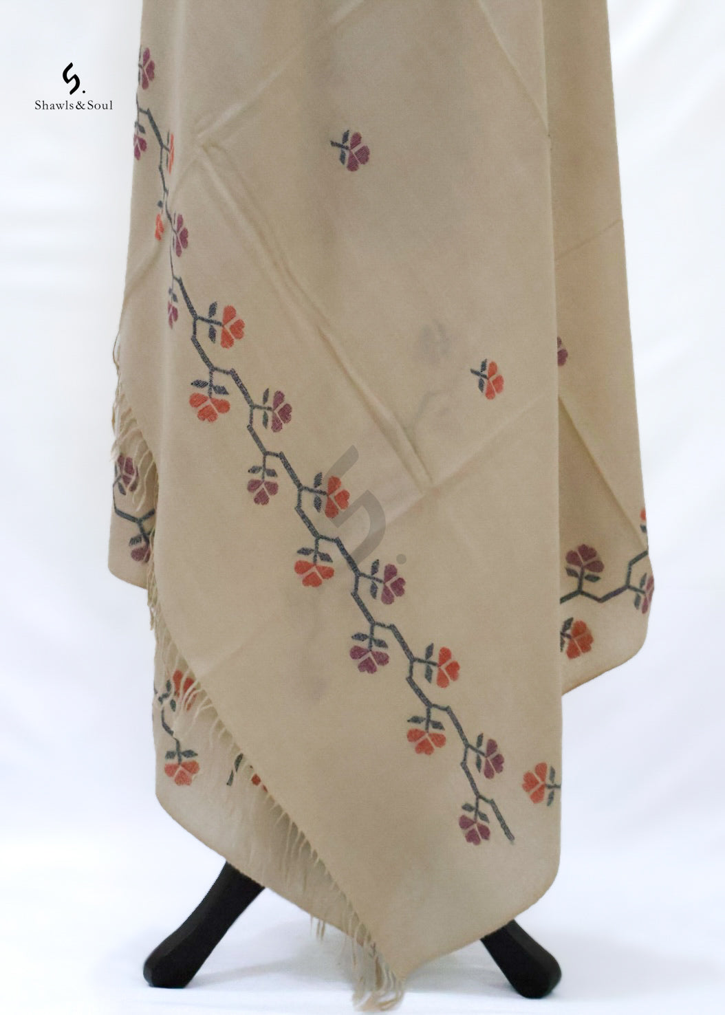Woven Gulzar