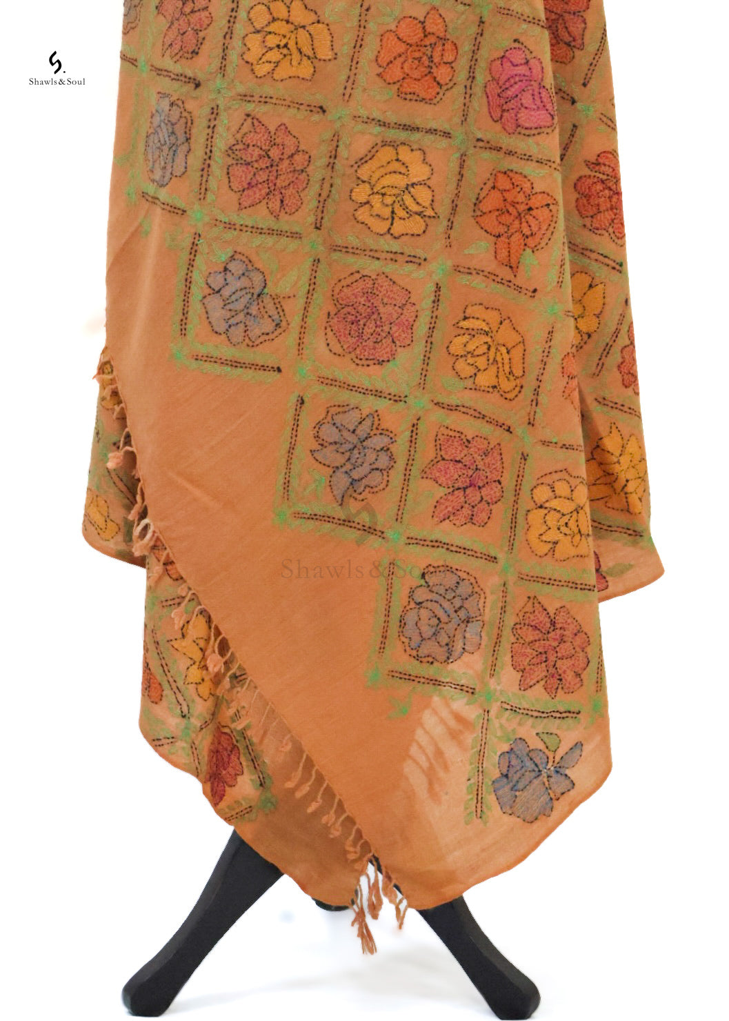 Timeless Threads L