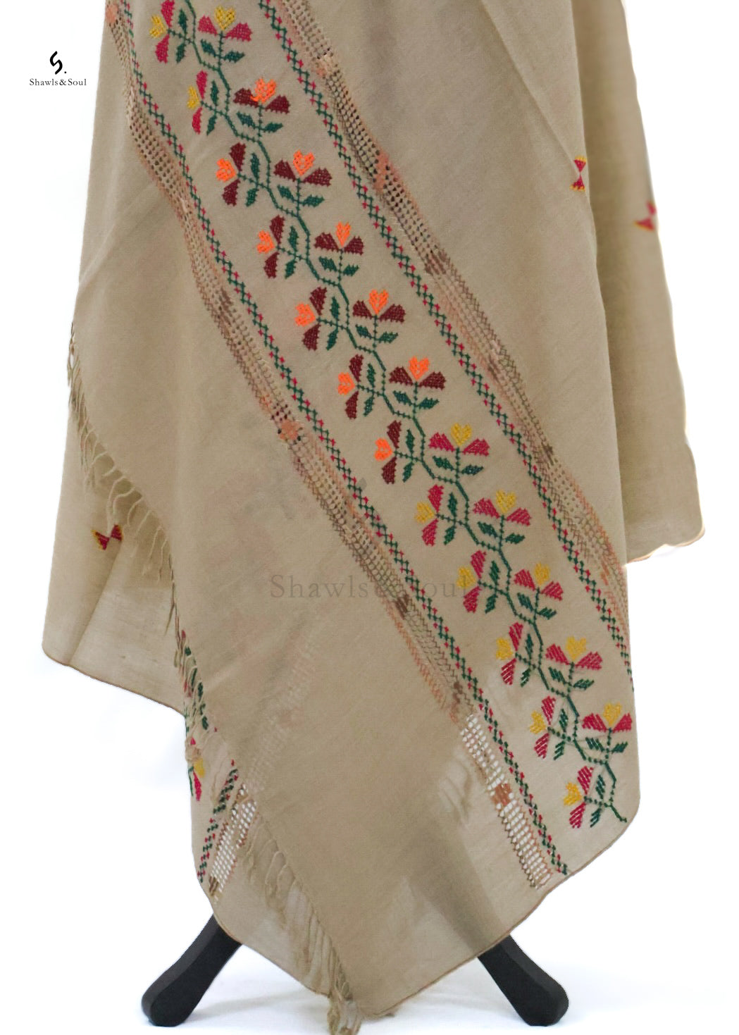 Zeenat A