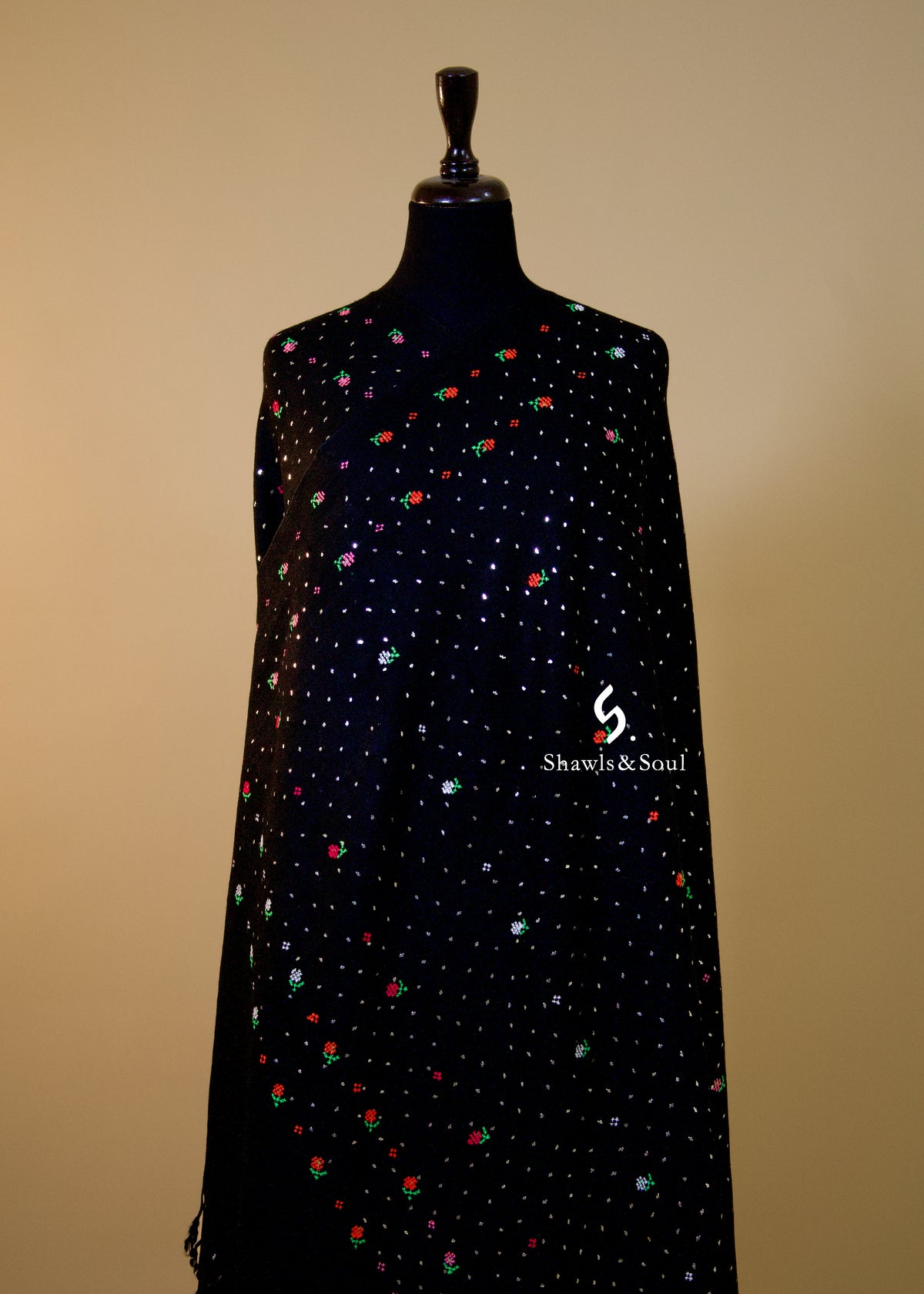 Zarnoor Black