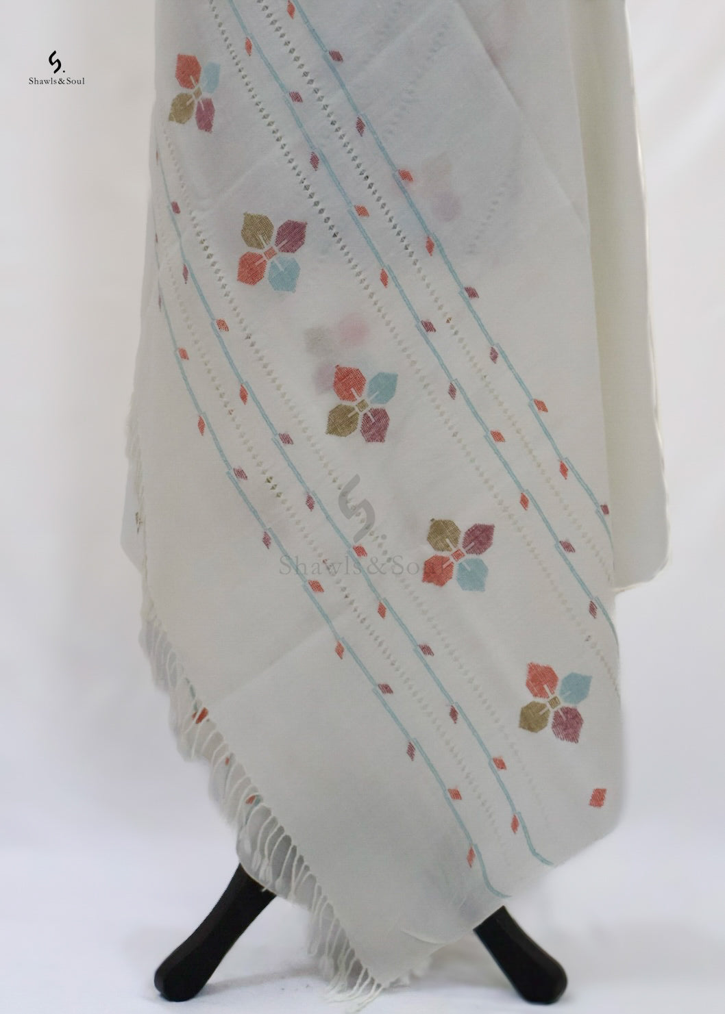 Woven Gleam B