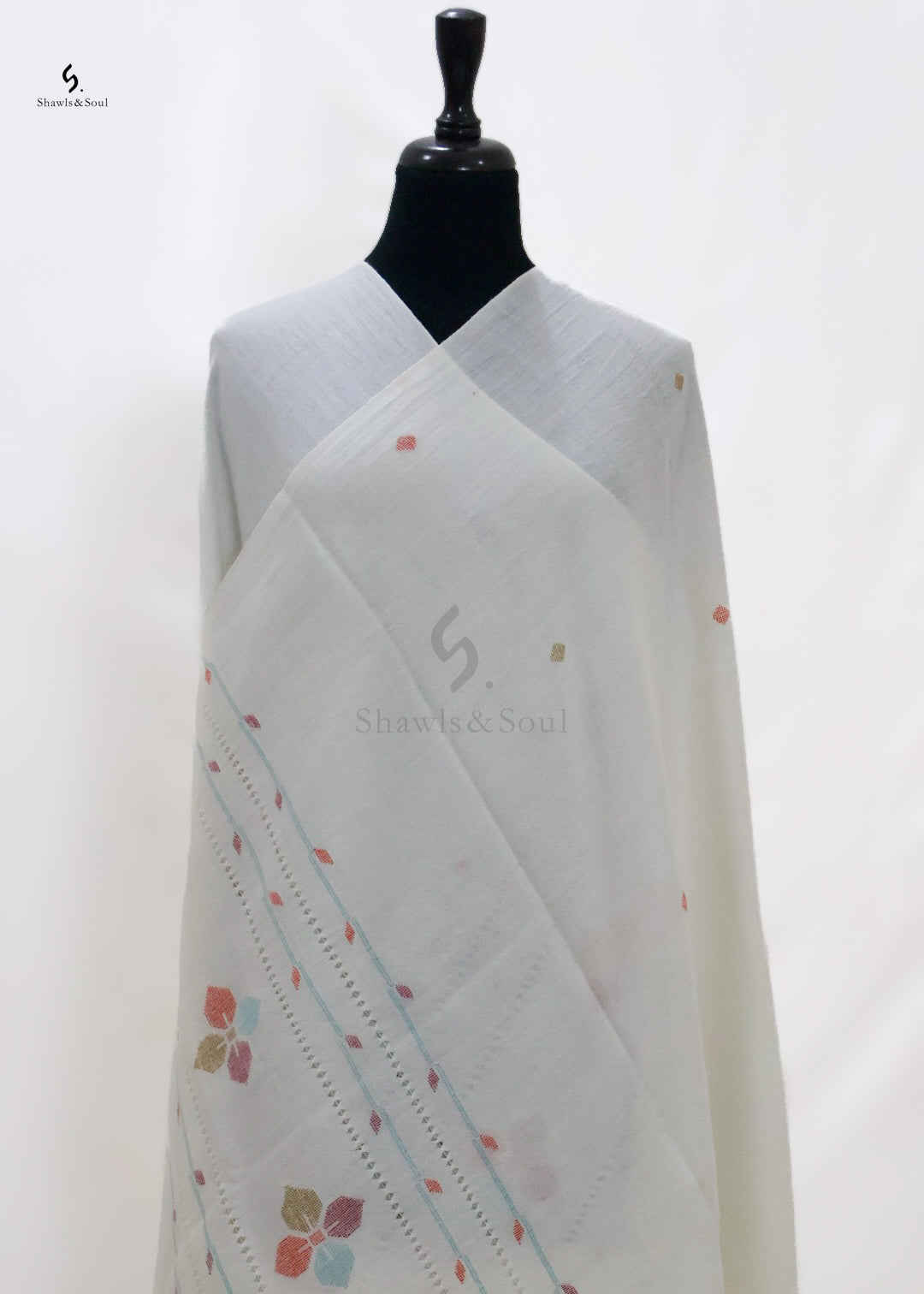 Woven Gleam B