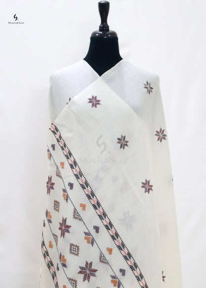 Woven Bloom B