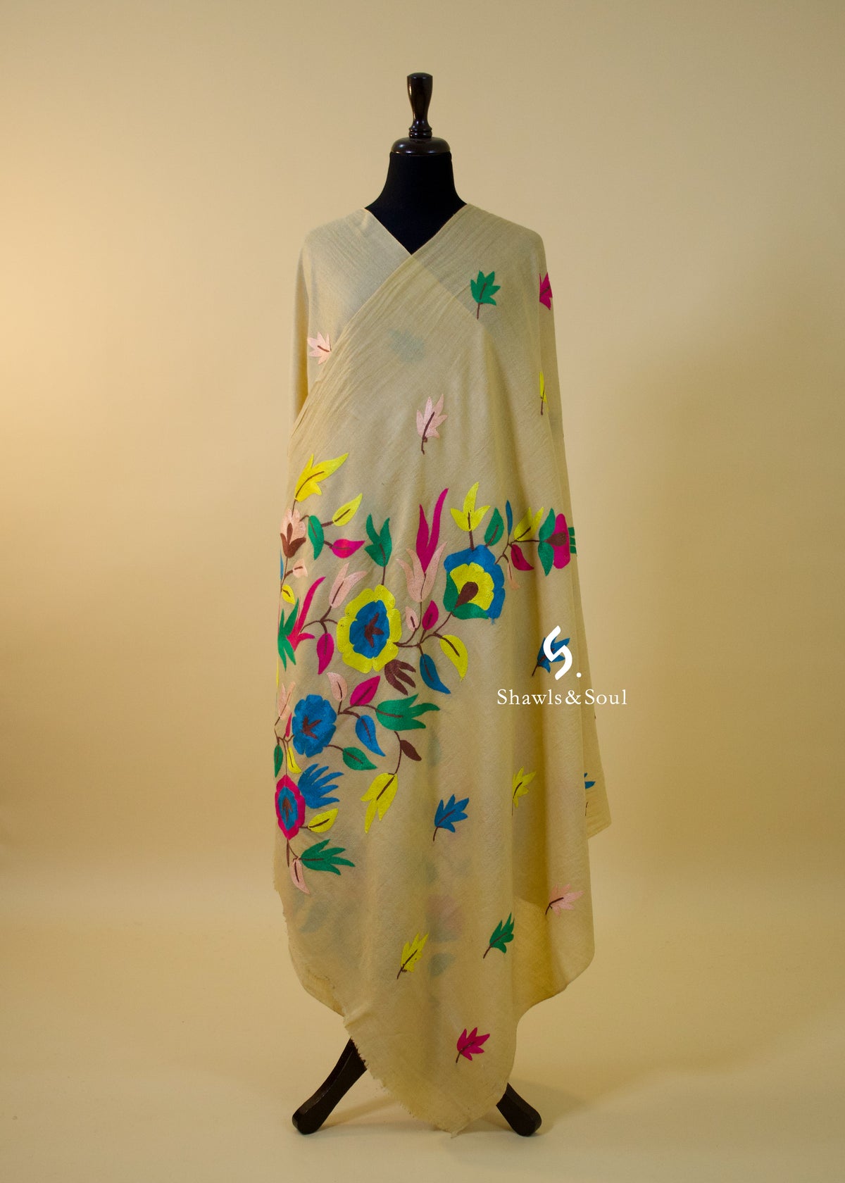 Aari Floral A