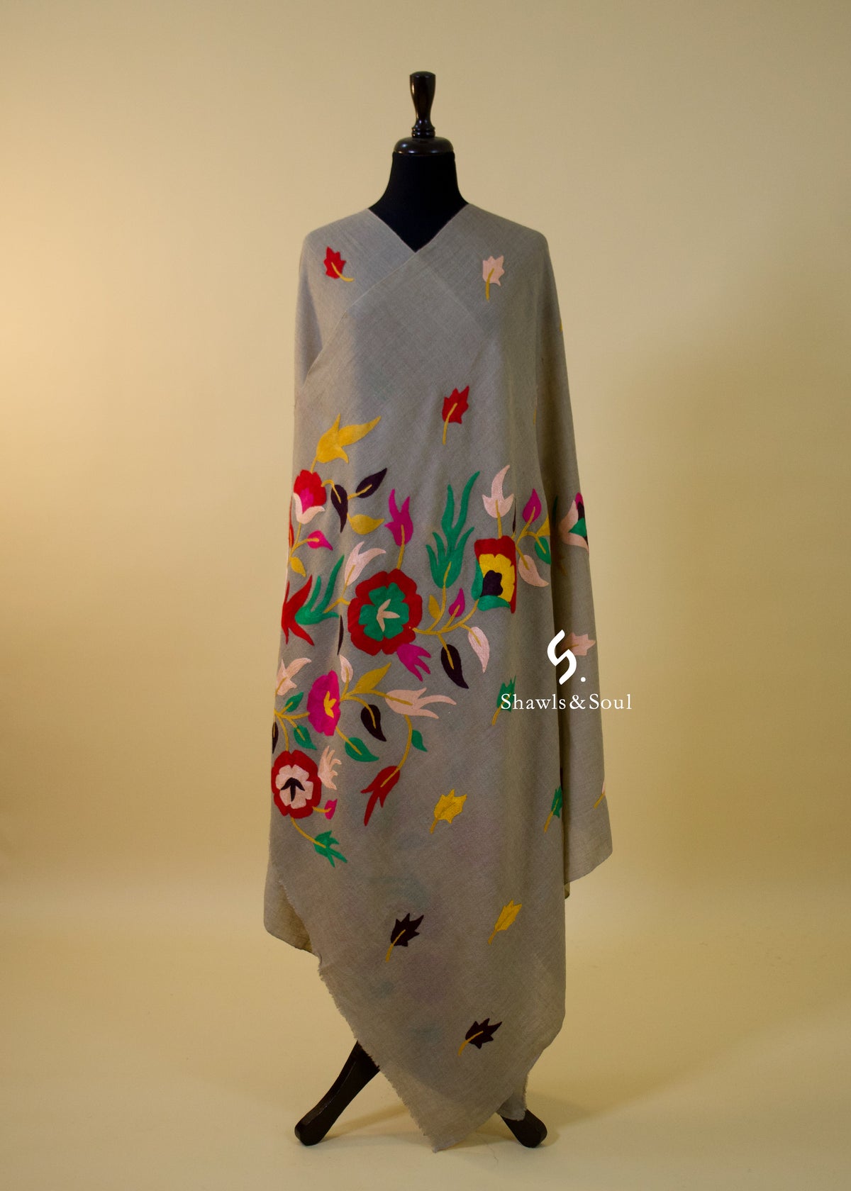 Aari Floral B