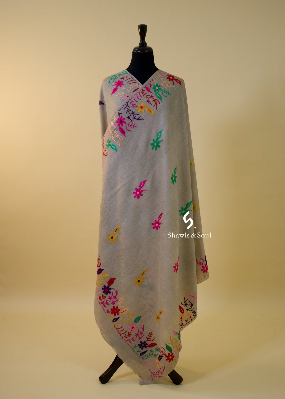 Aakash Shawl G