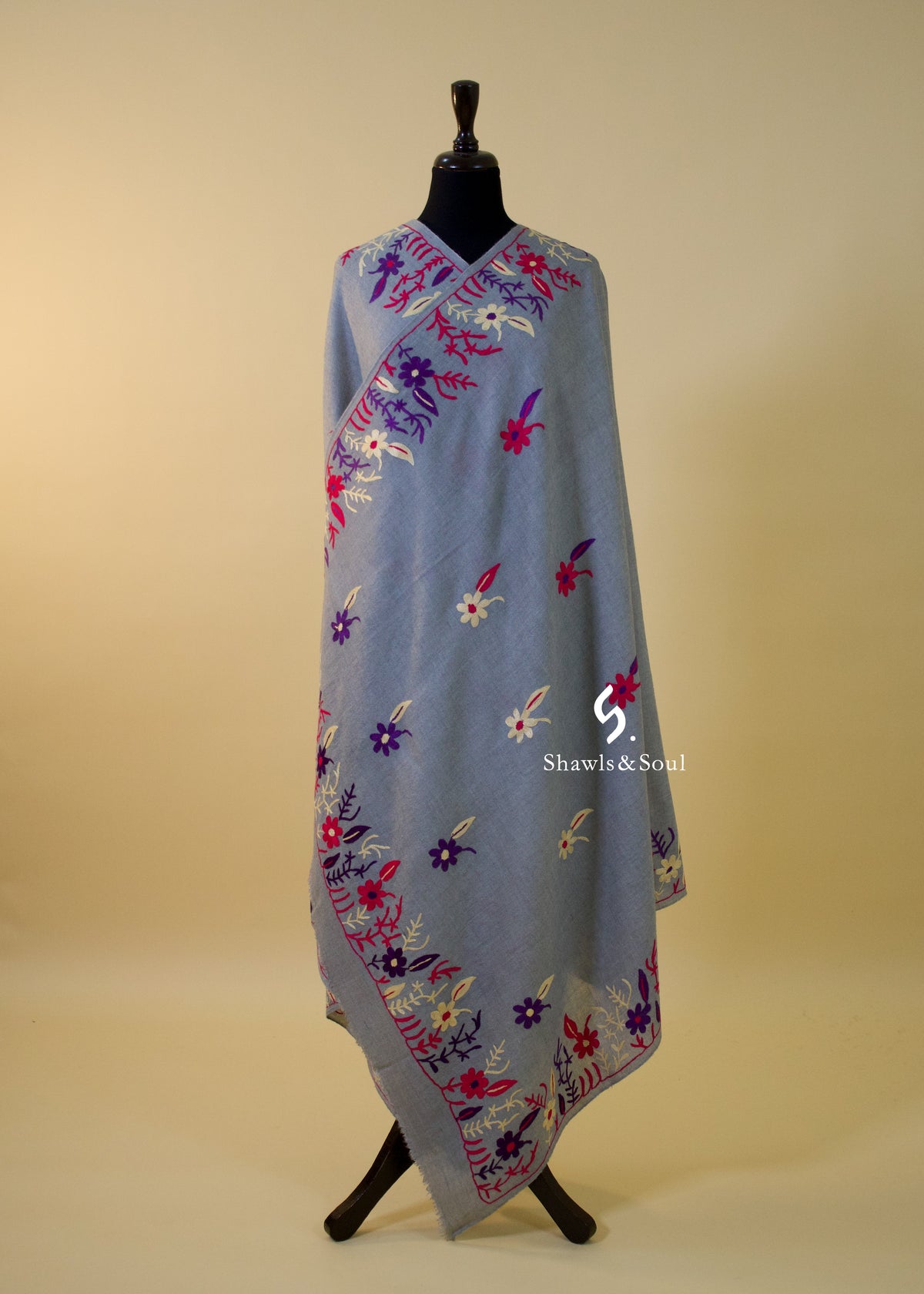 Aakash Shawl A