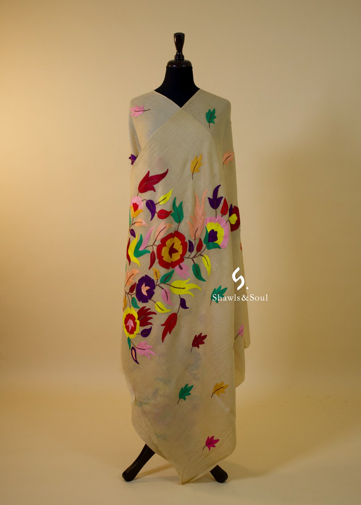 Aari Floral D