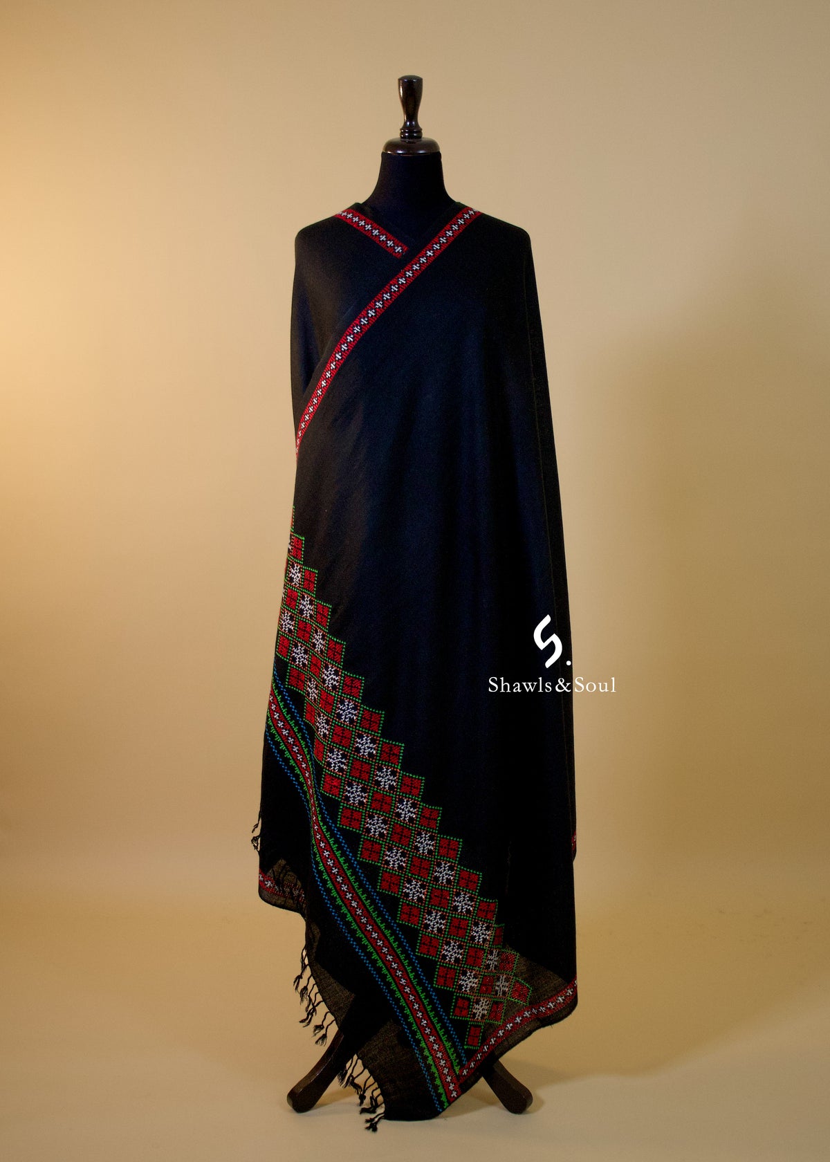 Crossed Elegance A