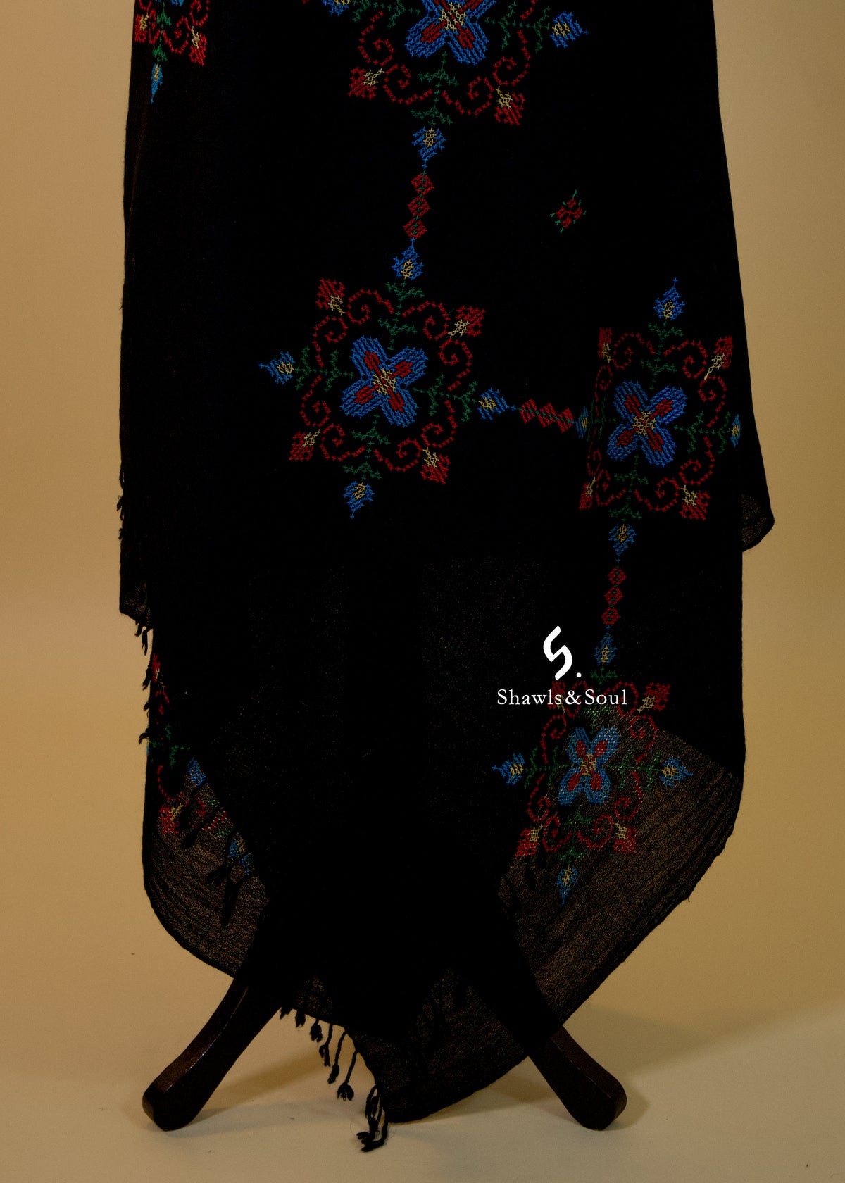 Medallion Shawl