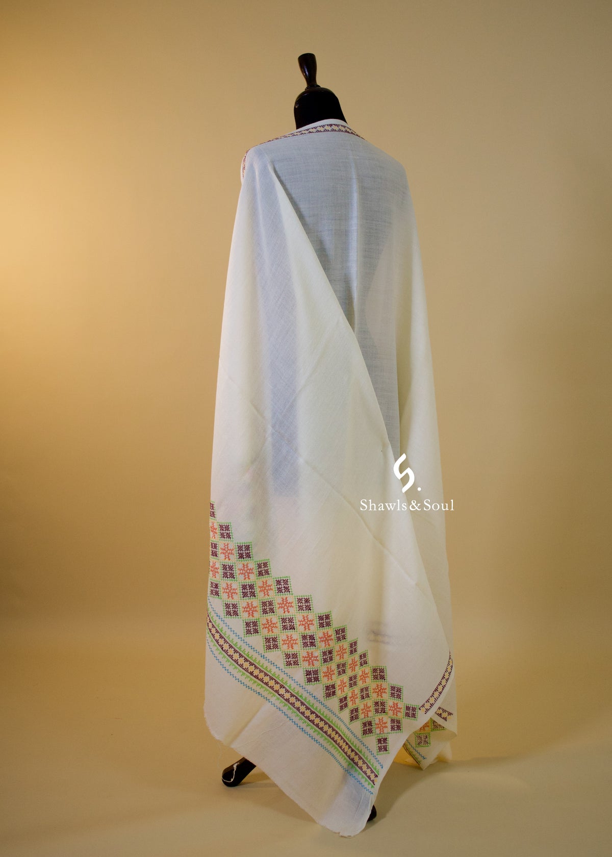 Crossed Elegance B