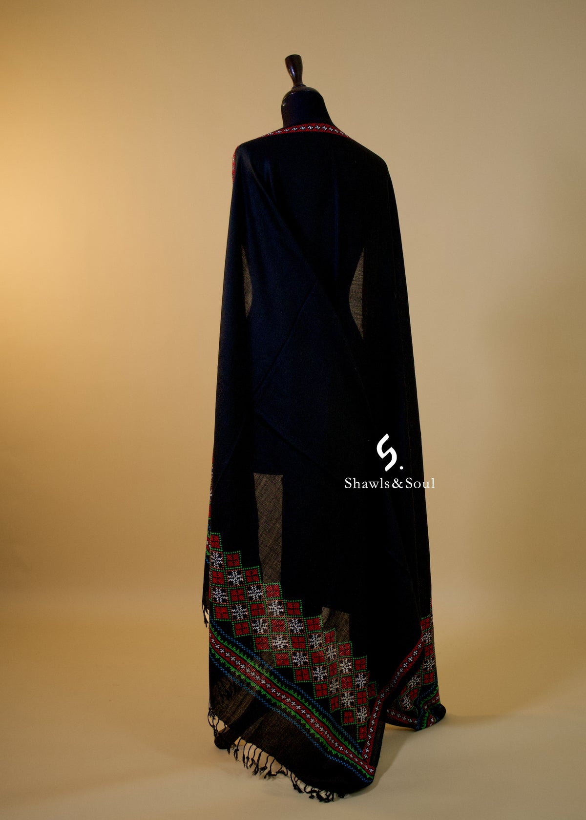 Crossed Elegance A