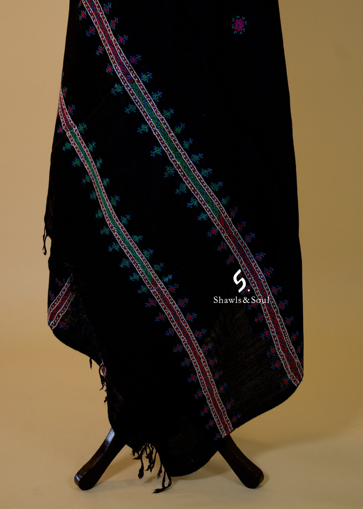 Vira Black A