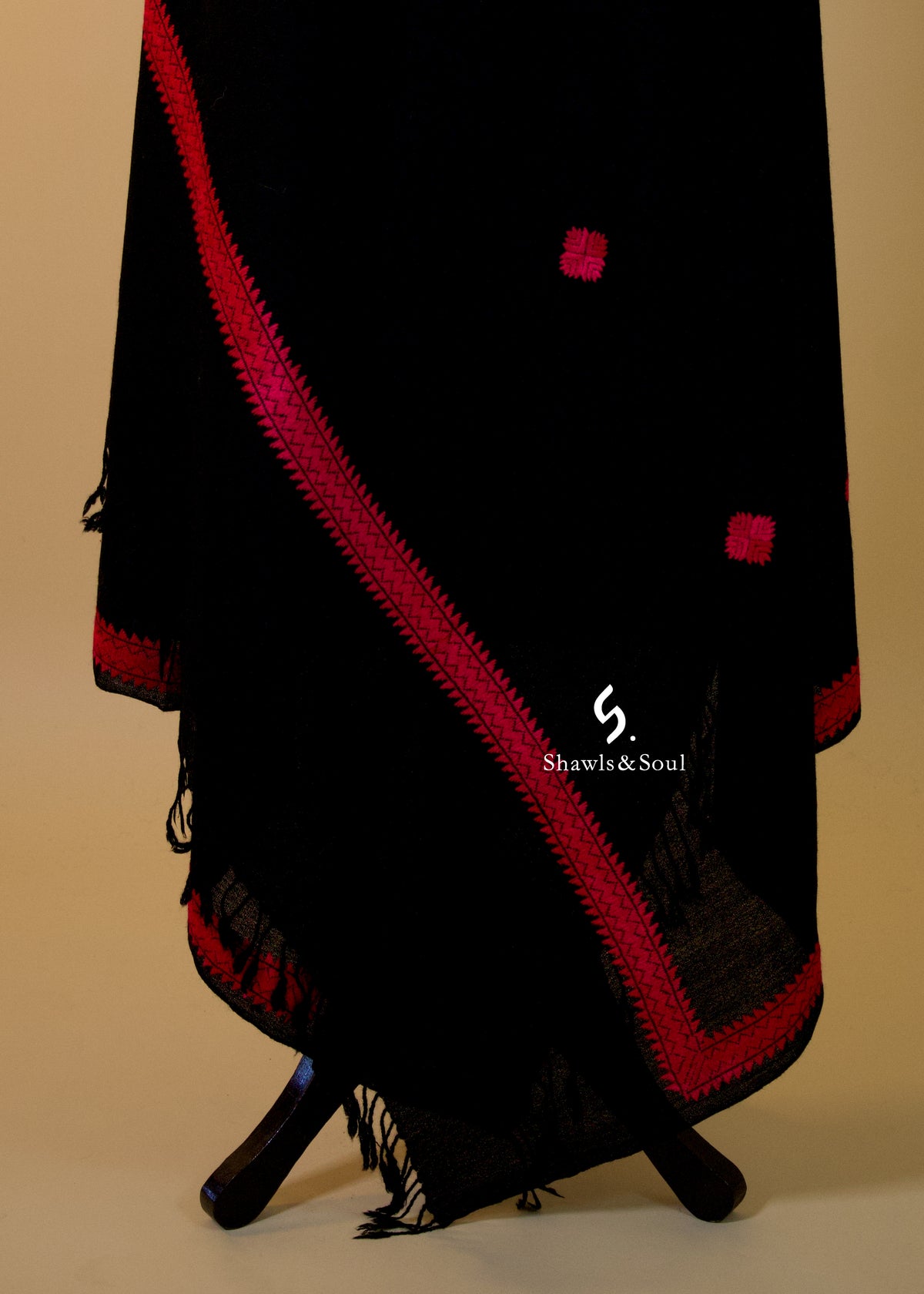 Swati Classic Black A