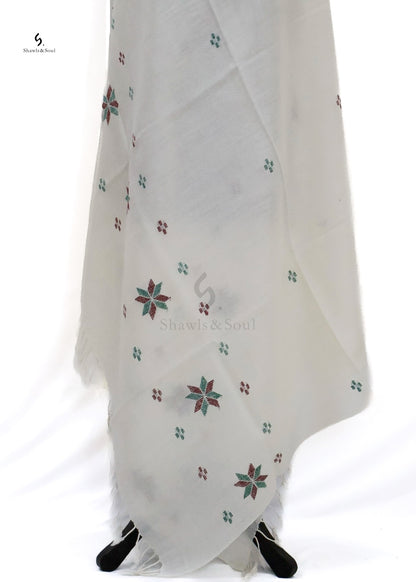 Swati Sundus White B