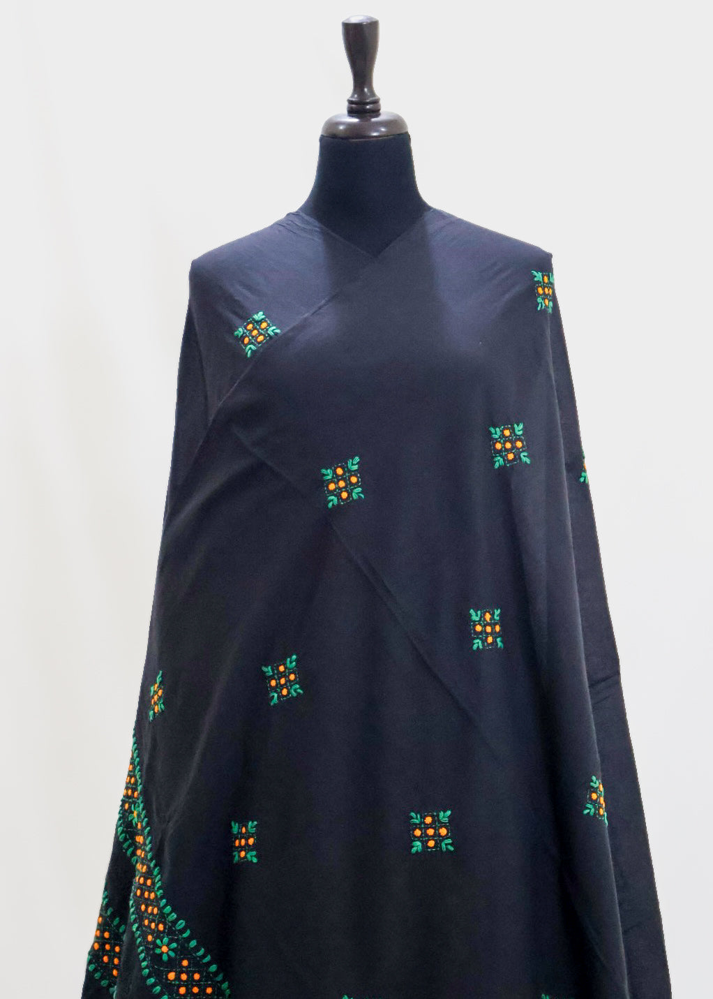 Aangan Threads B